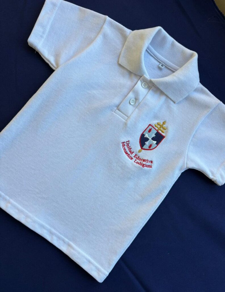 Chomba Blanca con Logo
